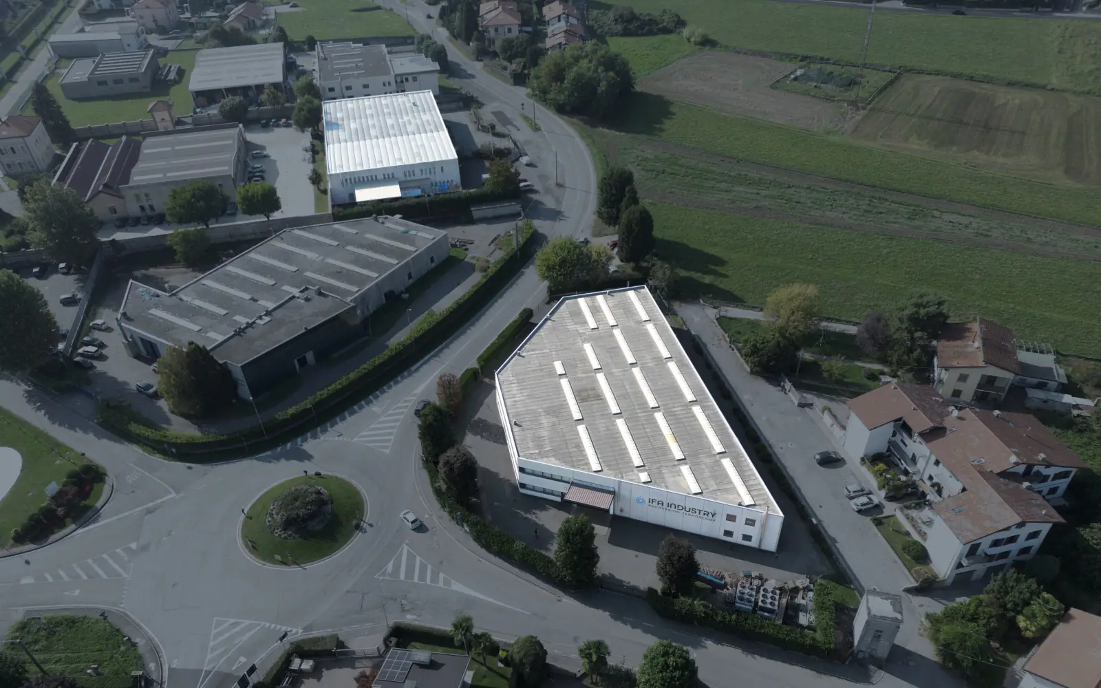 IFA Industry’s premises in Guanzate seen from a drone: the workshop on the left, the headquarters on the right